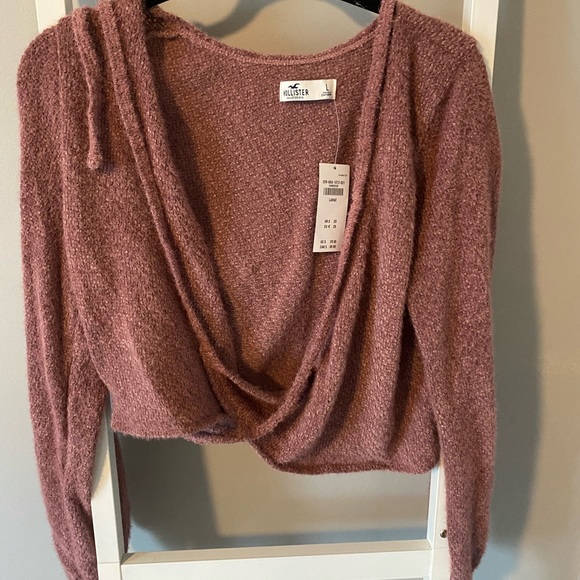 Hollister Cropped Wrap Top - Picture 2 of 5